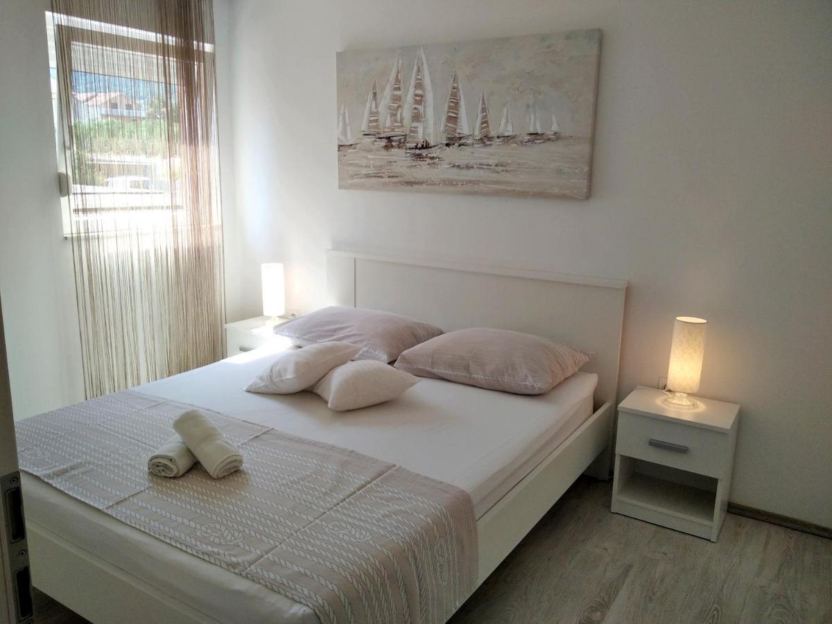 Apartments Koval Оребич Экстерьер фото