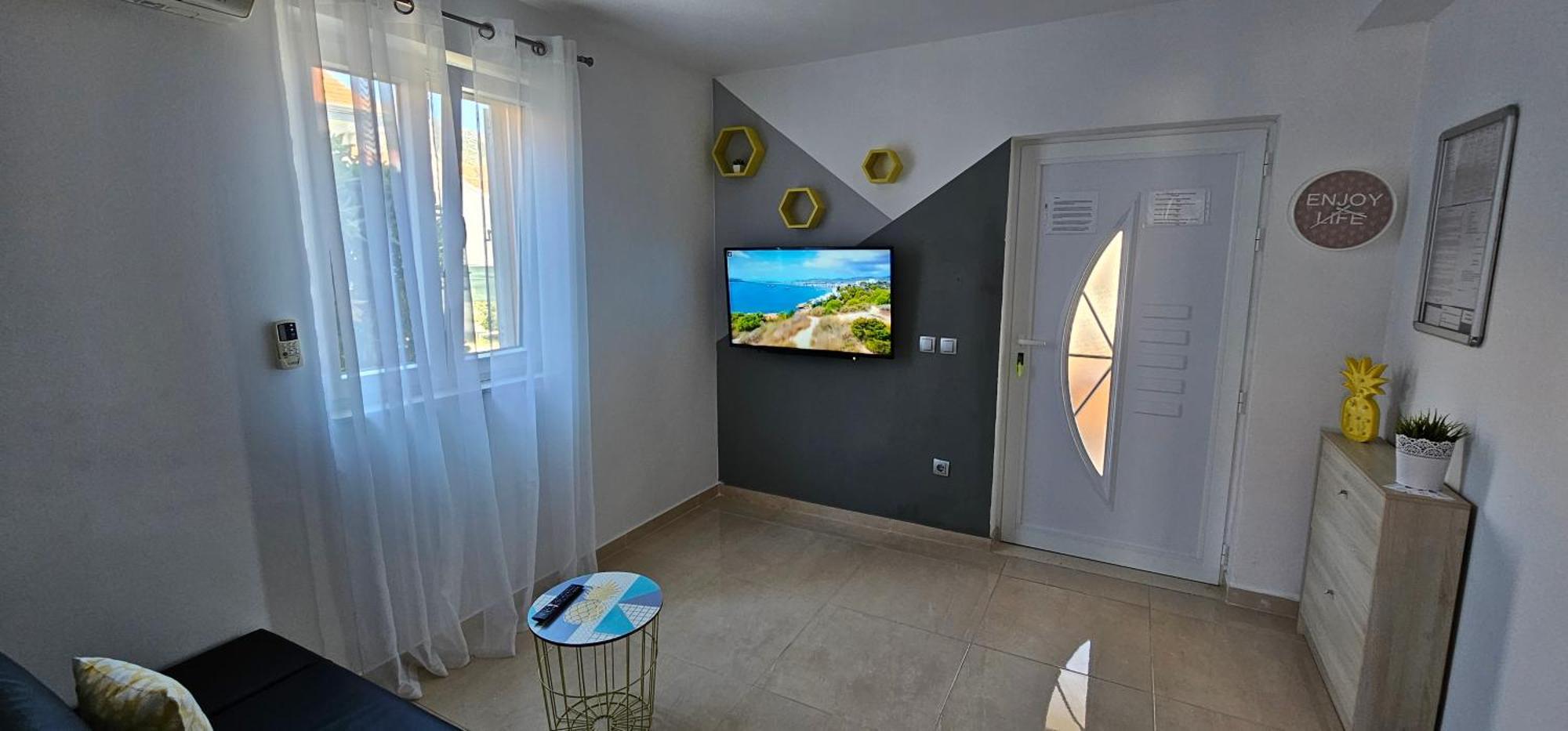 Apartments Koval Оребич Экстерьер фото