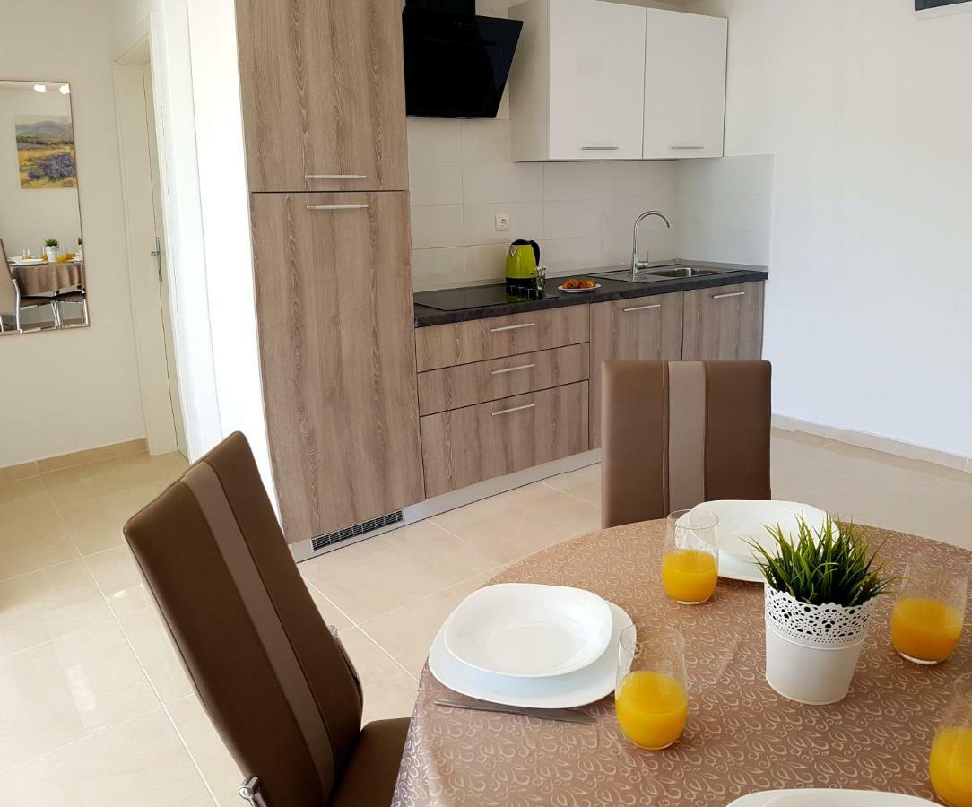 Apartments Koval Оребич Экстерьер фото