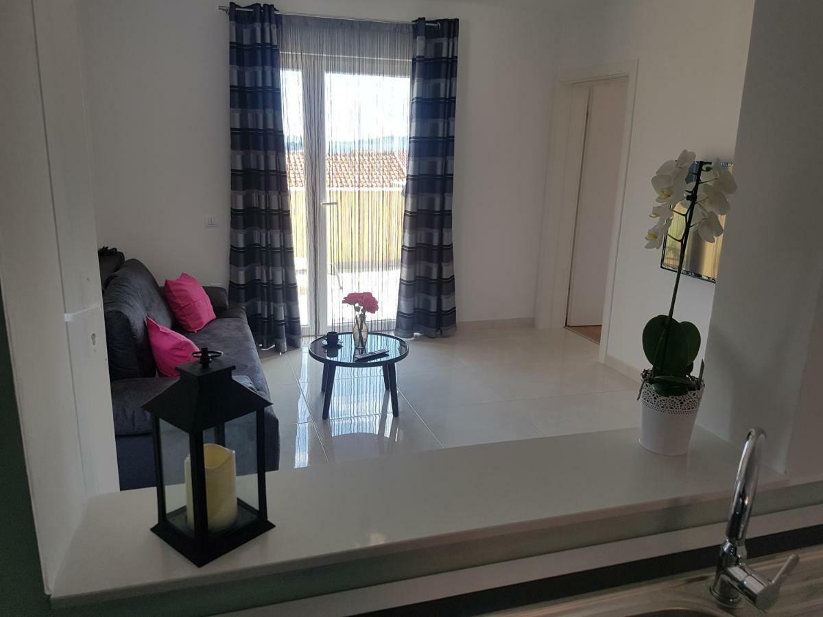 Apartments Koval Оребич Экстерьер фото